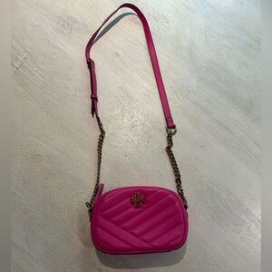 Tory Burch Kira Chevron Small Camera Bag - Crazy Pink